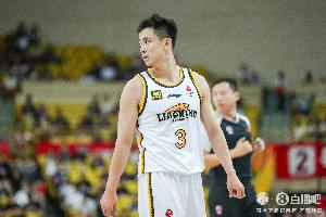 开云app-媒体人：4年是规则内辽篮能给的最长年限 双方诚意满满双向奔赴